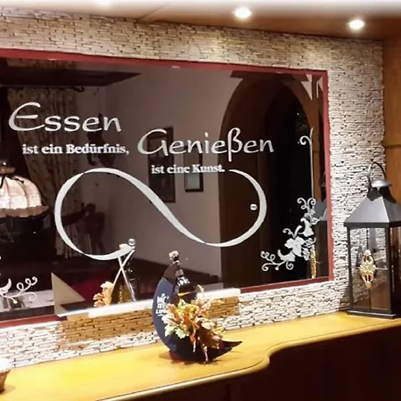 Land-Gut Hotel Zur Bruecke Garni