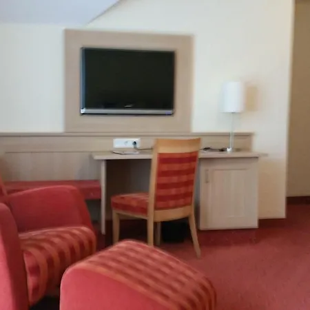 Land-Gut Hotel Zur Bruecke Garni