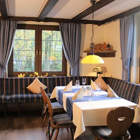 Land-Gut Hotel Zur Bruecke Garni 3*